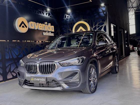 BMW X1 2.0 16V TURBO ACTIVEFLEX SDRIVE20I 4P AUTOMÁTICO BMW X1 2.0 16V TURBO ACTIVEFLEX SDRIVE20I 4P AUTOMÁTICO